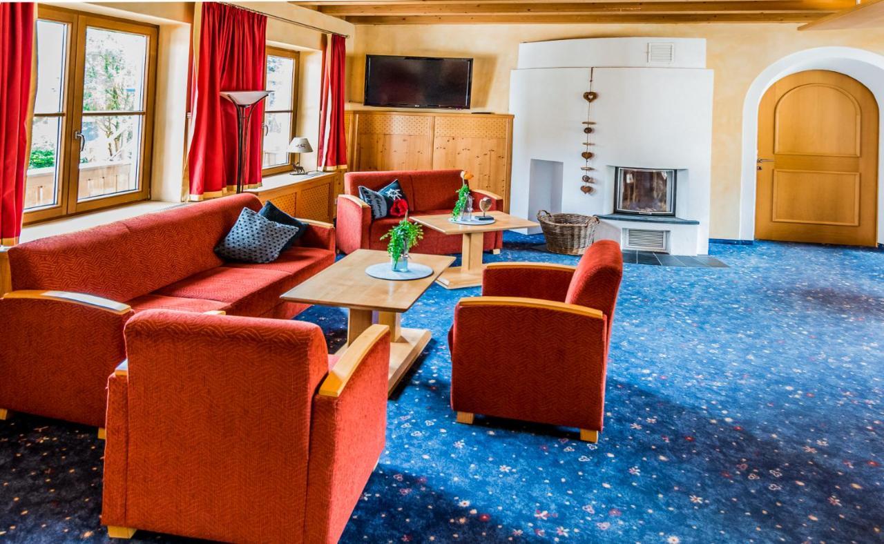 Hotel Zum Goldenen Loewen Бибервир Экстерьер фото