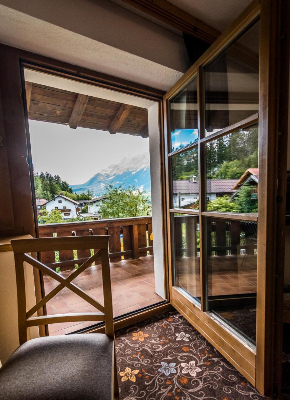 Hotel Zum Goldenen Loewen Бибервир Экстерьер фото